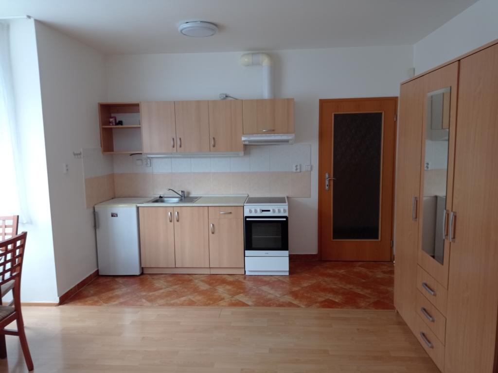 Pronájem bytu 1+kk 28 m2