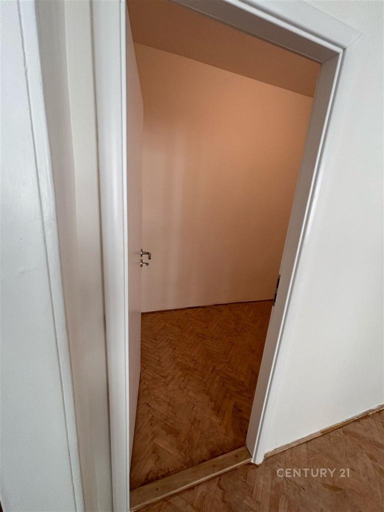 Pronájem bytu 2+kk 42 m2, Praha – náhled fotky 10