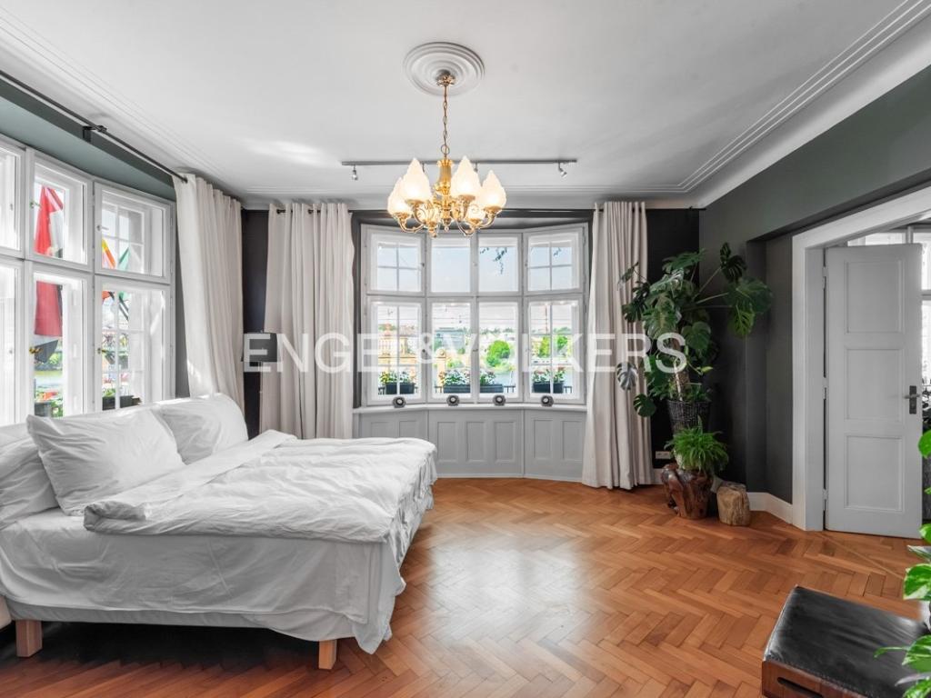 Pronájem bytu 4+kk 187 m2, Praha – náhled fotky 9