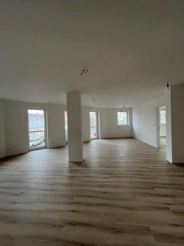 Pronájem bytu 4+kk 123 m2