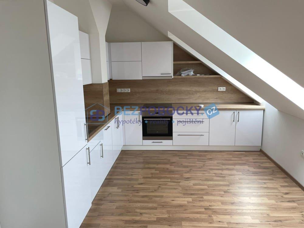 Pronájem bytu 2+kk 54 m2