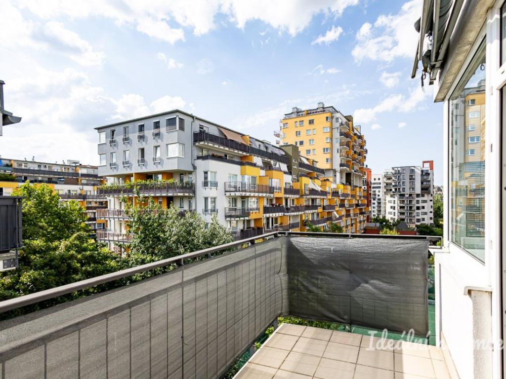 Pronájem bytu 3+kk 64 m2