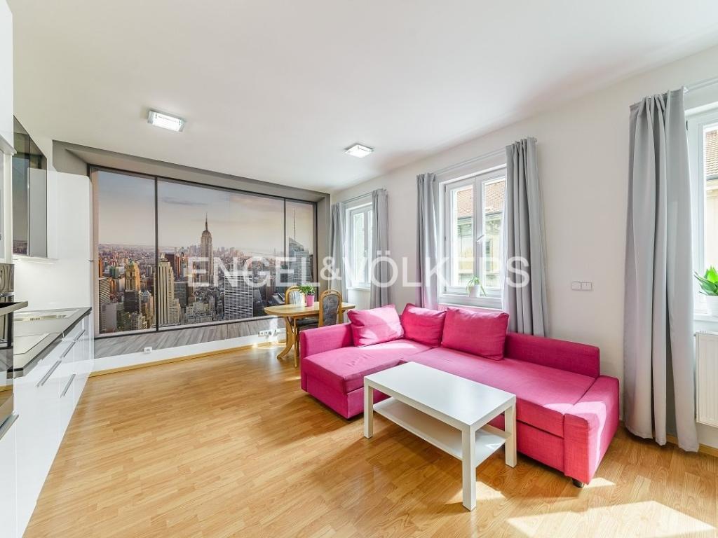 Pronájem bytu 2+kk 40 m2