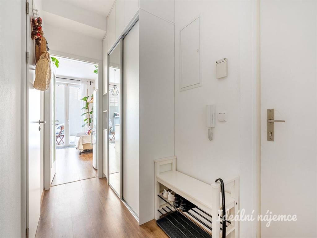 Pronájem bytu 2+kk 48 m2