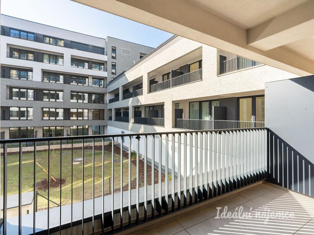 Pronájem bytu 1+kk 32 m2