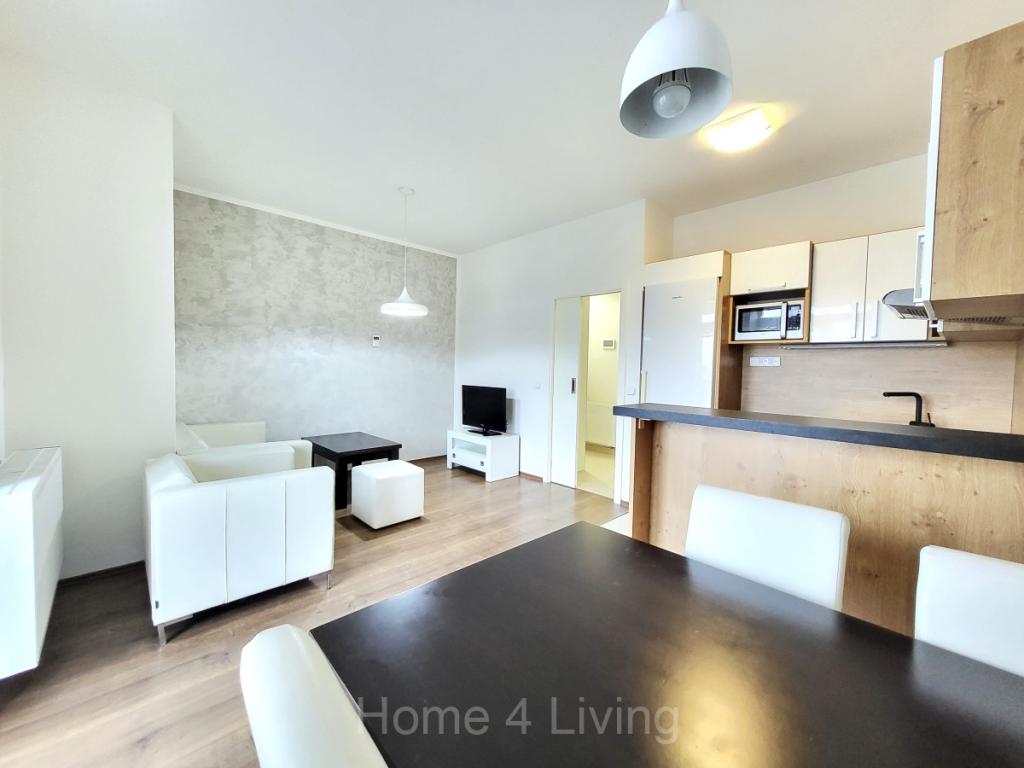 Pronájem bytu 2+kk 60 m2