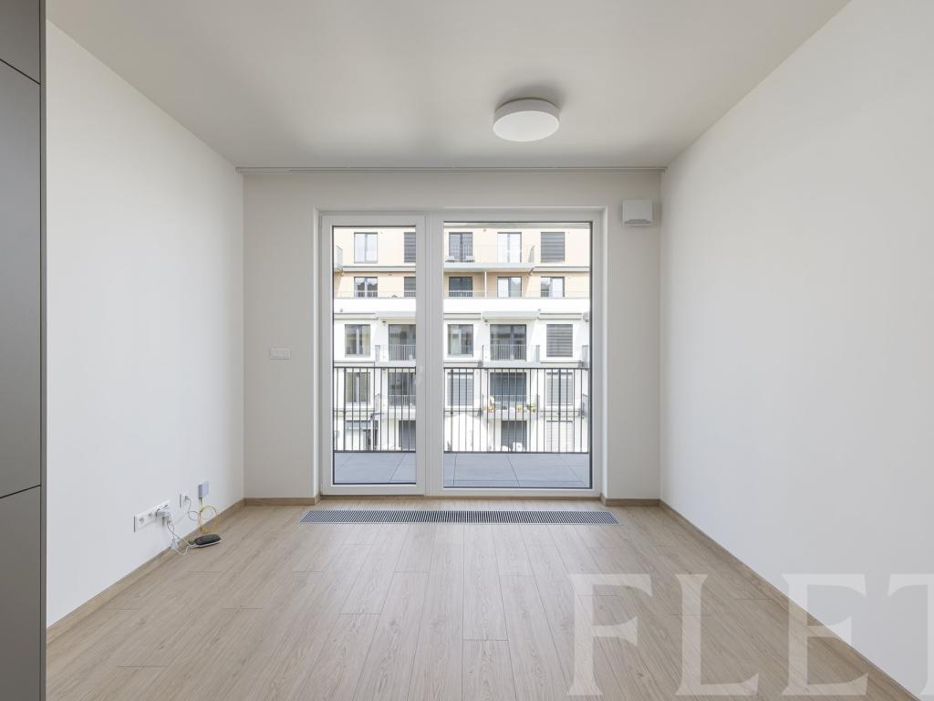 Pronájem bytu 2+kk 46 m2, Praha – náhled fotky 3