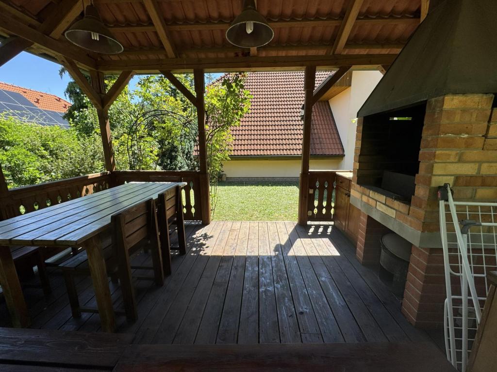 Prodej domu 301 m2, Praha – náhled fotky 21