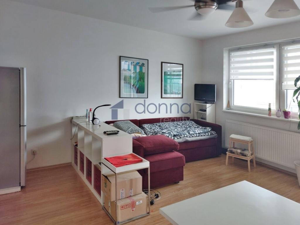 Pronájem bytu 1+kk 32 m2