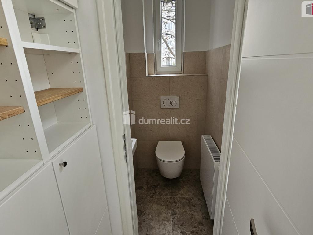 Pronájem bytu 4+1 105 m2