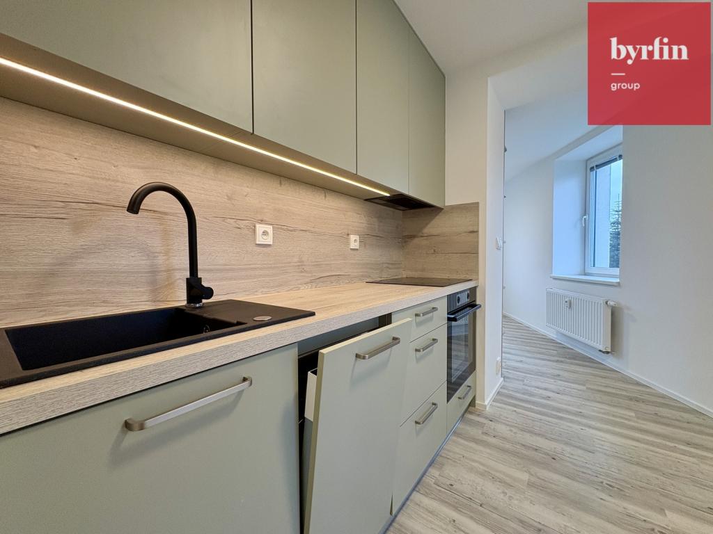 Pronájem bytu 1+kk 29 m2