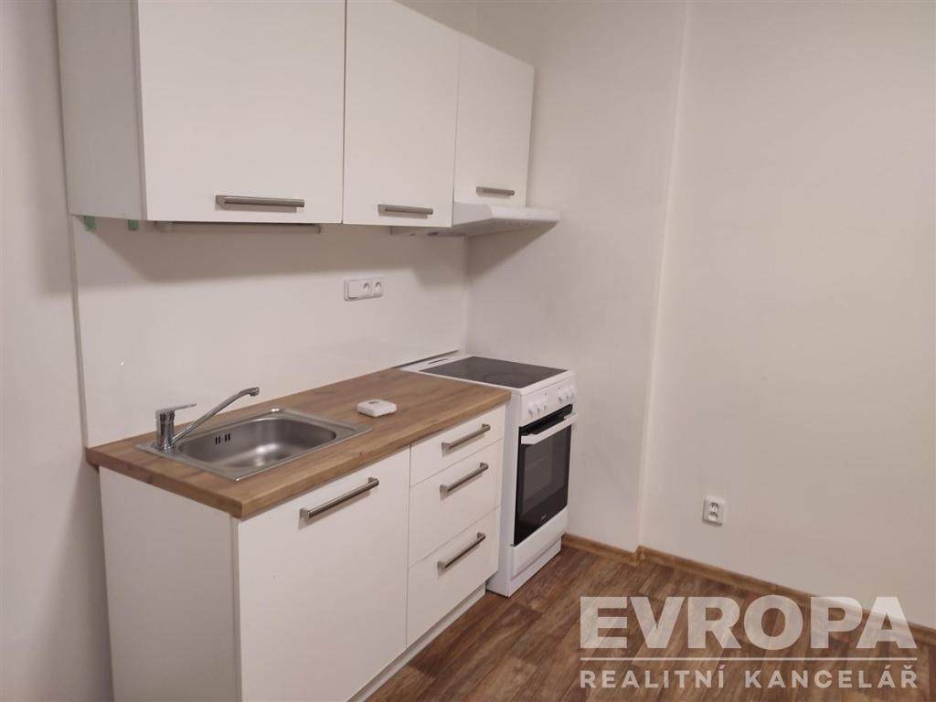 Pronájem bytu 1+kk 36 m2