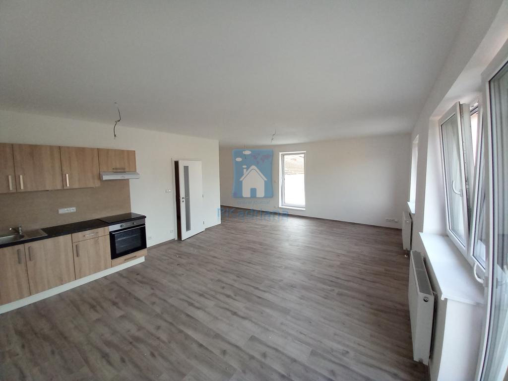 Pronájem bytu 1+kk 71 m2