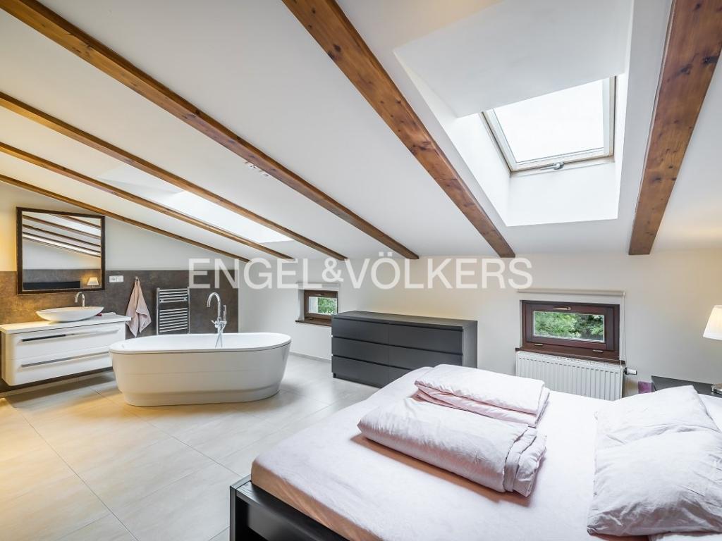 Pronájem bytu 2+kk 87 m2, Praha – náhled fotky 7