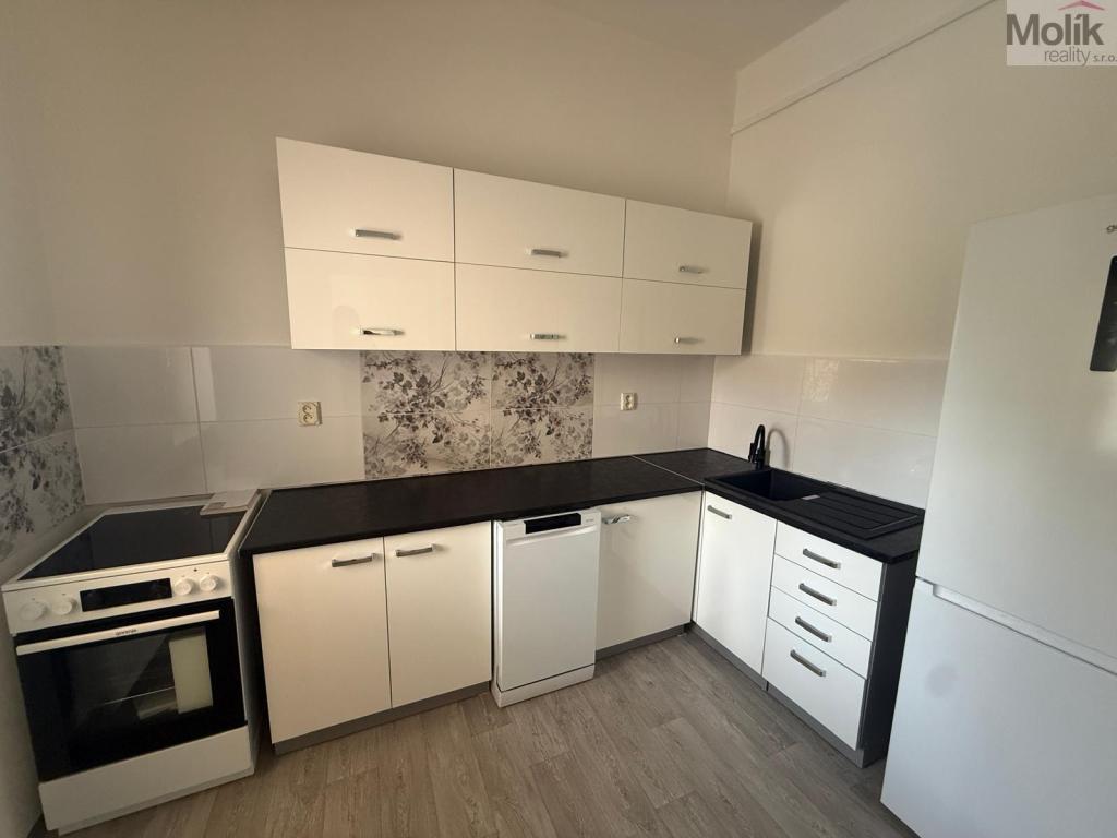 Pronájem bytu 3+1 80 m2