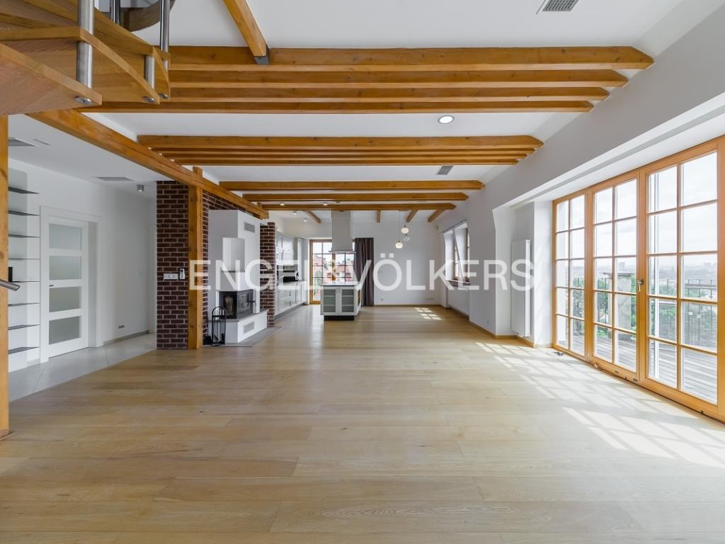 Pronájem bytu 4+kk 202 m2