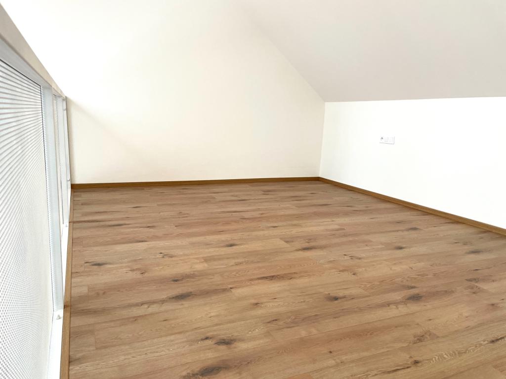 Pronájem bytu 2+kk 56 m2, Praha – náhled fotky 8