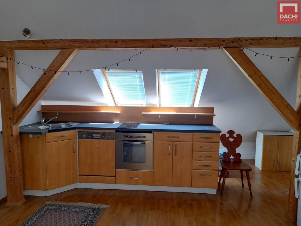 Pronájem bytu 2+kk 89 m2