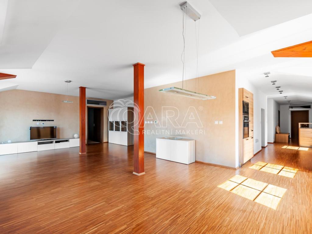Pronájem bytu 4+kk 230 m2, Česká, Beroun – Beroun-Centrum