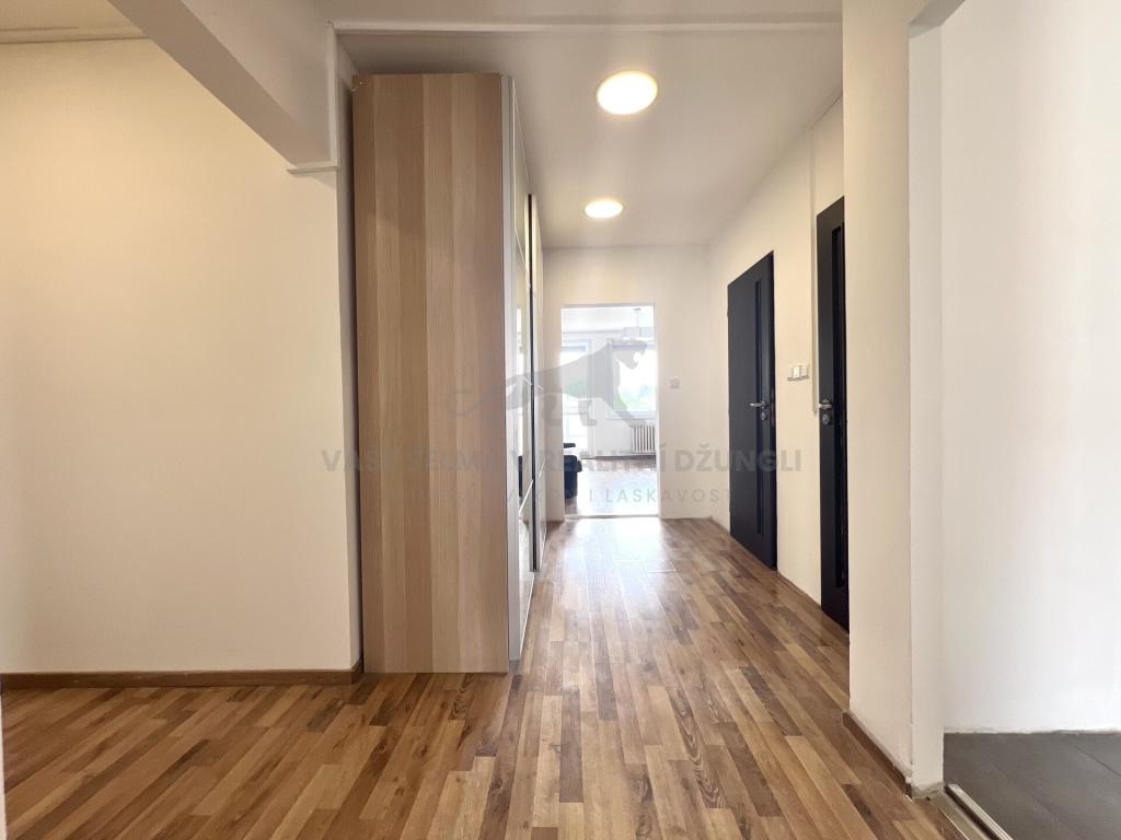 Pronájem bytu 3+1 75 m2, Praha – náhled fotky 12