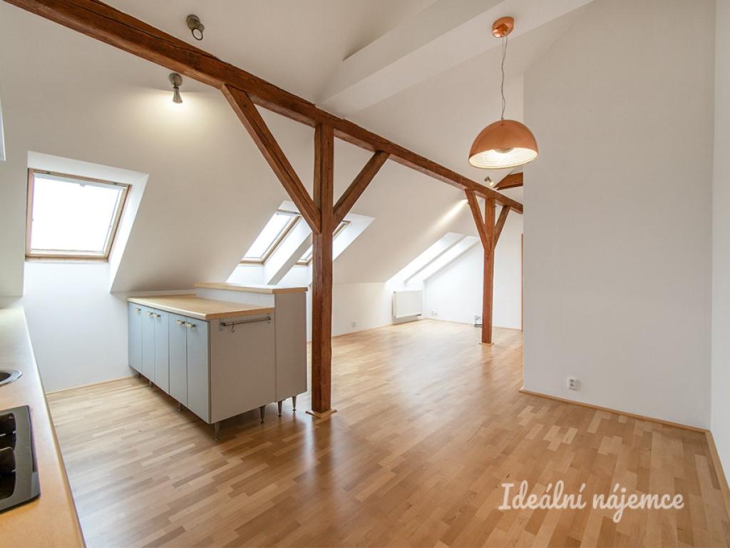 Pronájem bytu 3+kk 82 m2