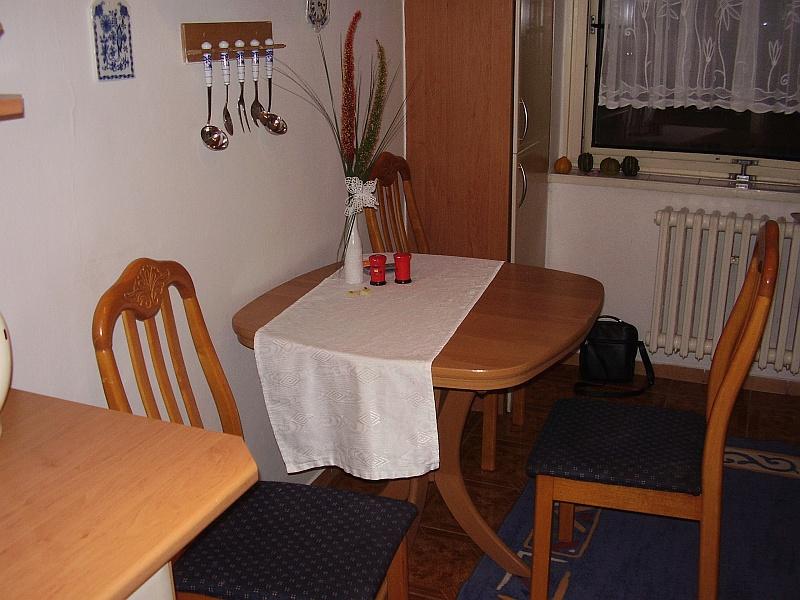 Spolubydleni bytu celý pokoj 80 m2