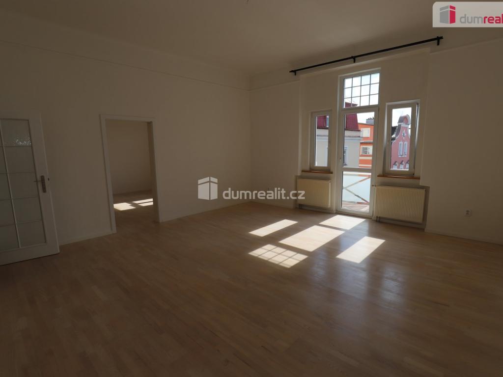 Pronájem bytu 4+kk 120 m2