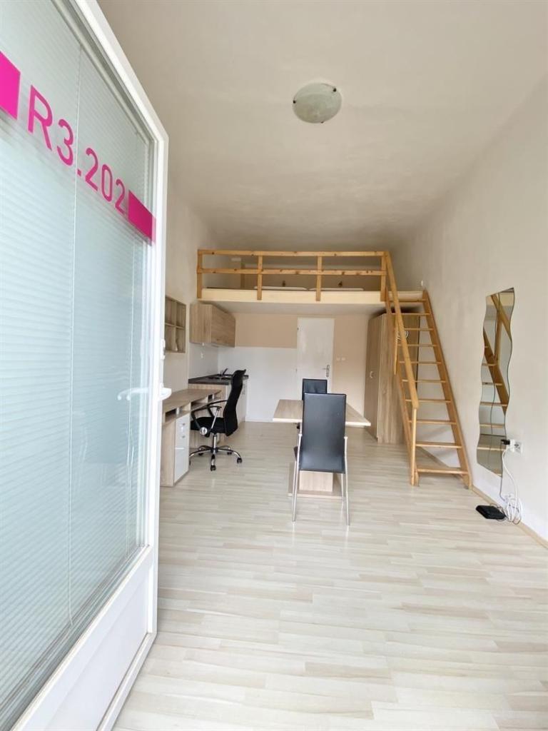 Pronájem bytu 1+kk 22 m2