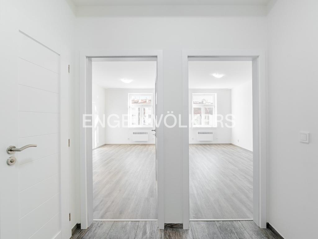 Pronájem bytu 2+kk 44 m² – pohled 6