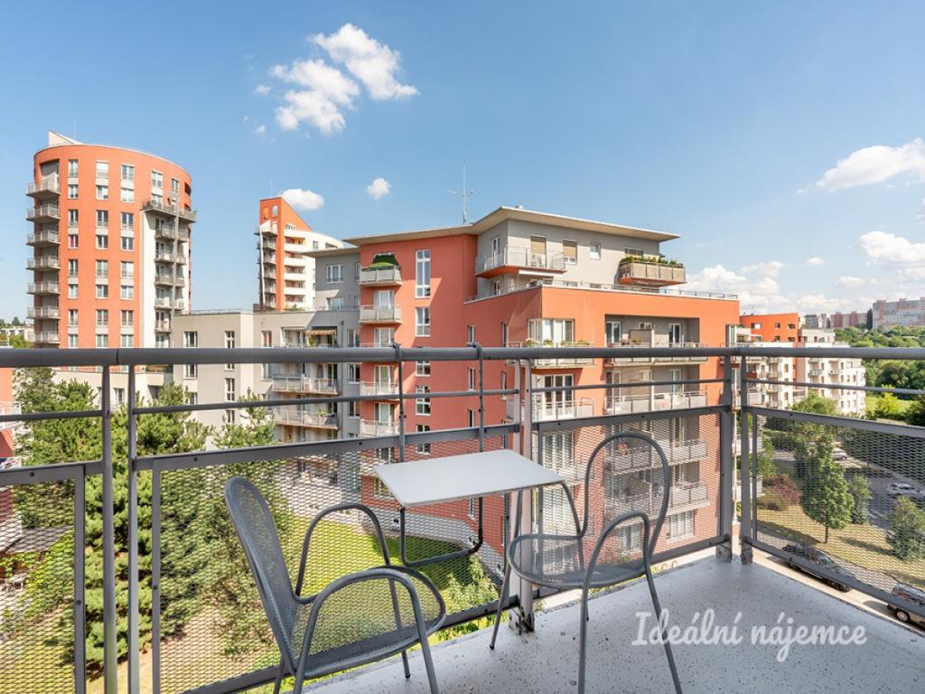 Pronájem bytu 2+kk 52 m2, Praha – náhled fotky 13