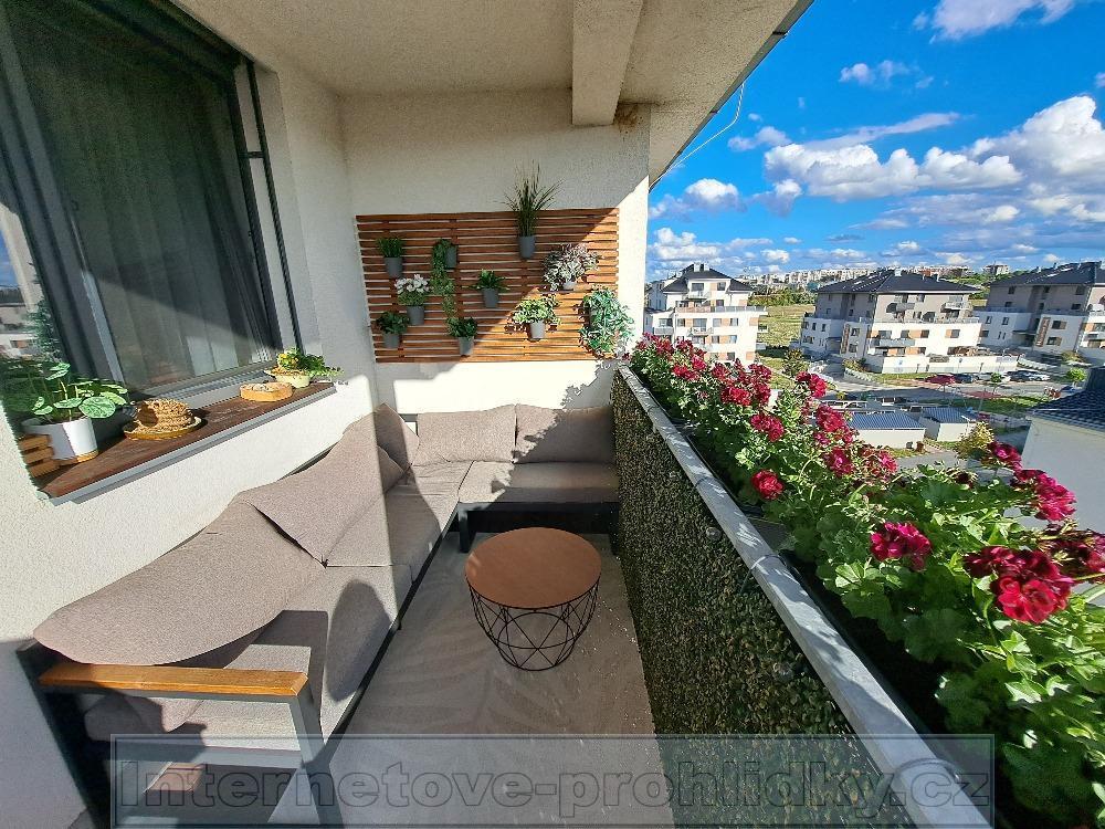 Pronájem bytu 3+kk 76 m2, Praha – náhled fotky 12
