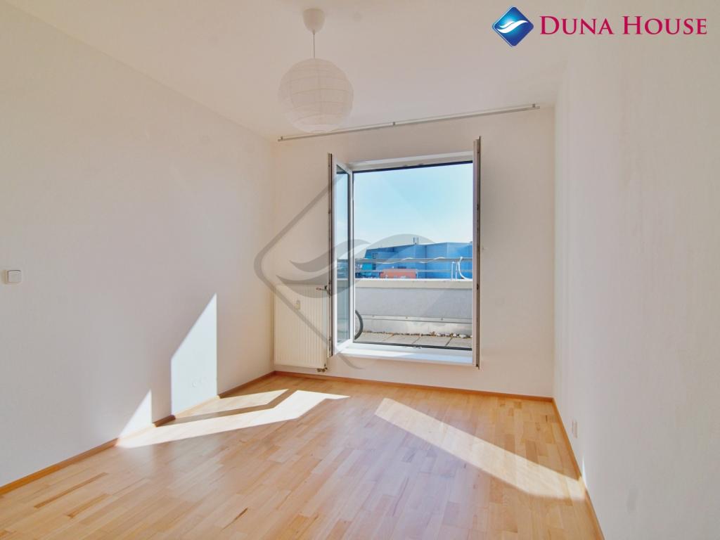 Pronájem bytu 2+kk 64 m2