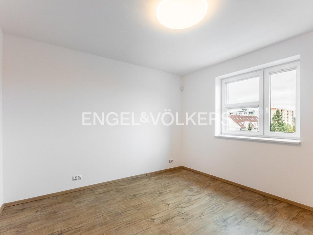 Pronájem bytu 3+kk 97 m2