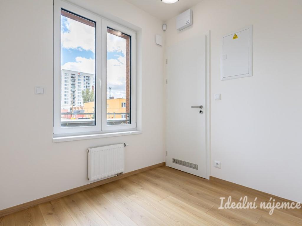 Pronájem bytu 1+kk 44 m2