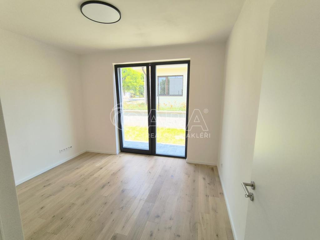 Pronájem bytu 4+kk 106 m2, Vysoký Újezd – náhled fotky 12