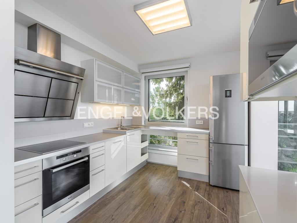 Pronájem bytu 5+kk 190 m2