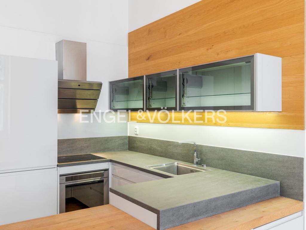 Pronájem bytu 2+kk 60 m2