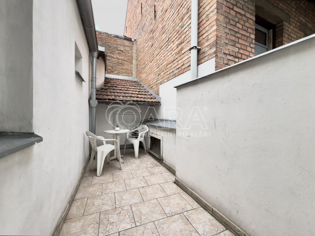 Pronájem bytu 1+kk 39 m2