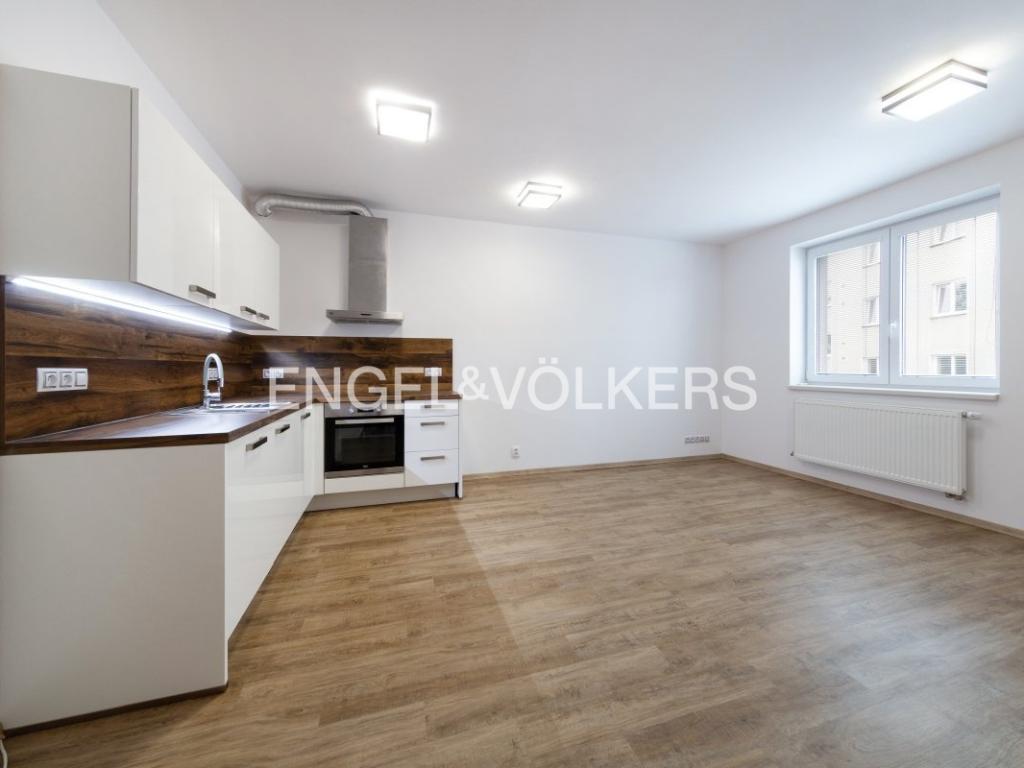 Pronájem 3+kk, Plzeň - Na Kovárně, 16000 Kč, 56 m2