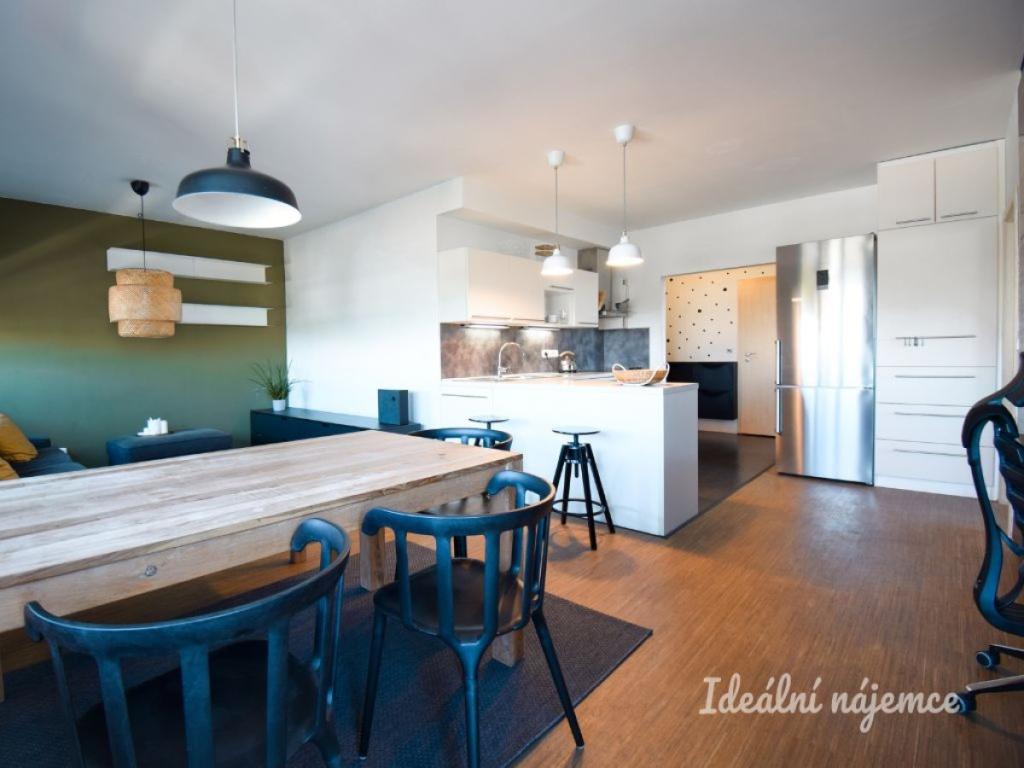 Pronájem bytu 3+kk 74 m2