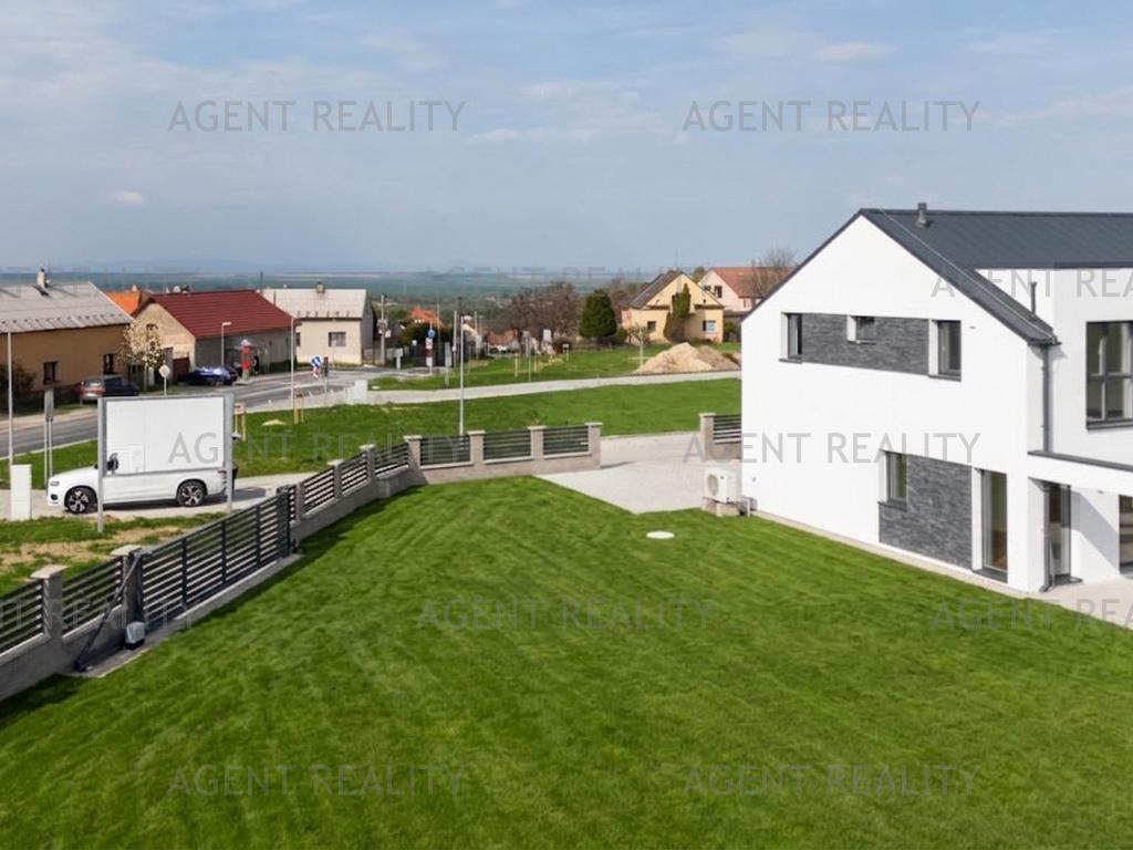 Prodej domu 156 m2, Slaný – náhled fotky 24