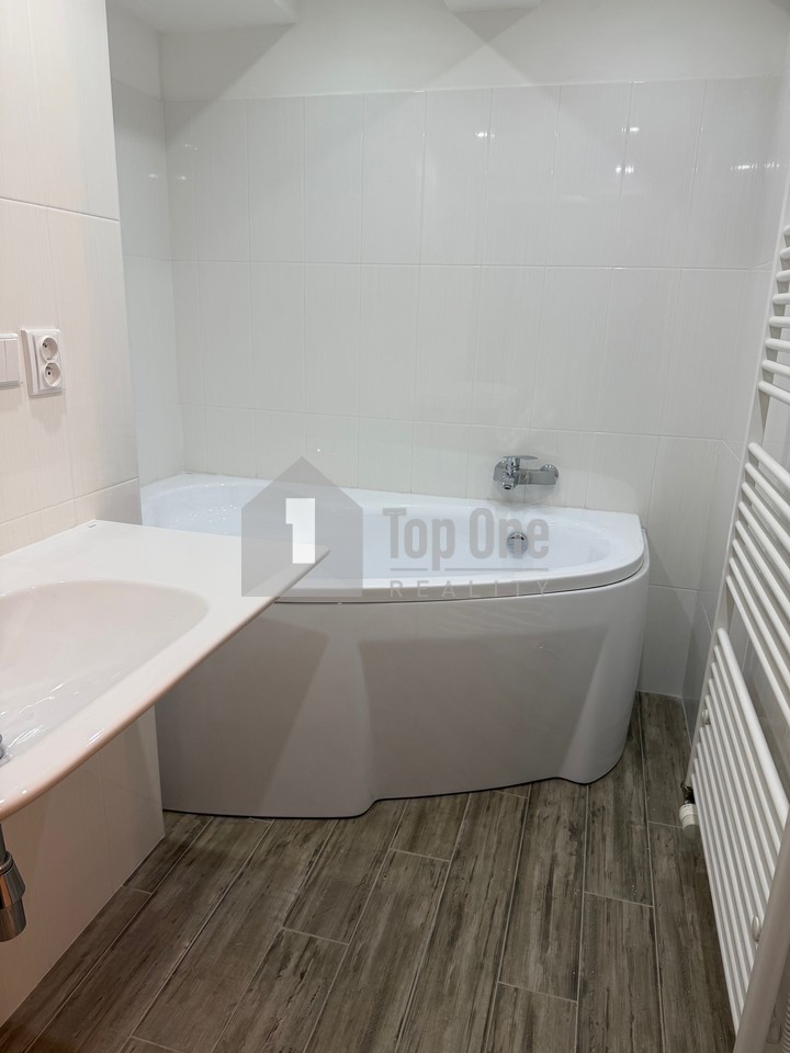 Prodej bytu 4+kk 160 m2, Praha – náhled fotky 13