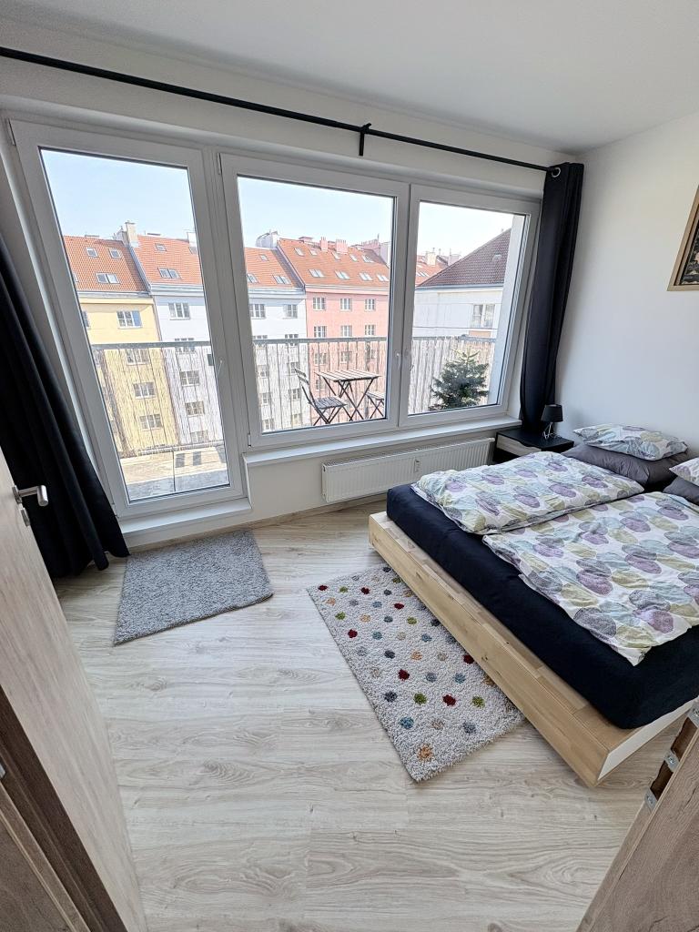 Pronájem bytu 2+kk 62 m2
