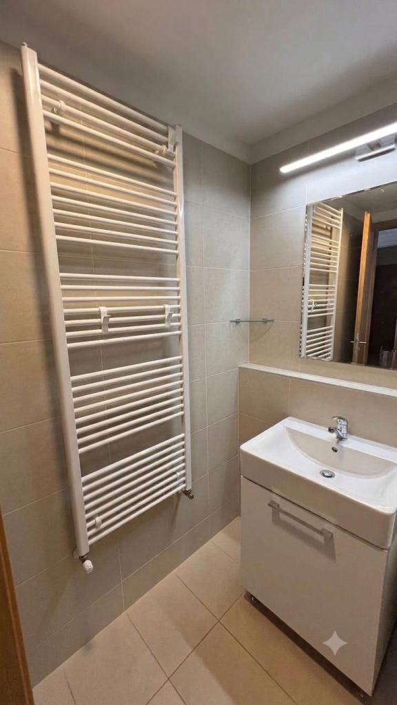 Pronájem bytu 3+kk 75 m2, Praha – náhled fotky 17