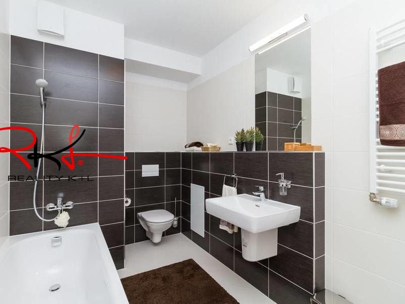 Prodej bytu 2+kk 53 m2, Praha – náhled fotky 7