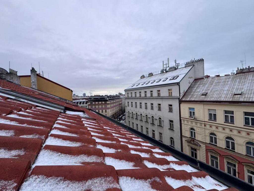 Prodej bytu 1+kk 45 m2, Praha – náhled fotky 6