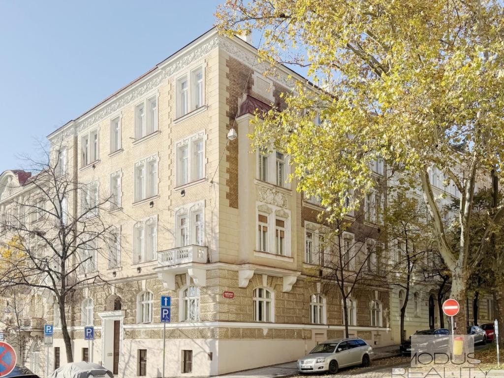 Pronájem bytu 2+1 68 m2