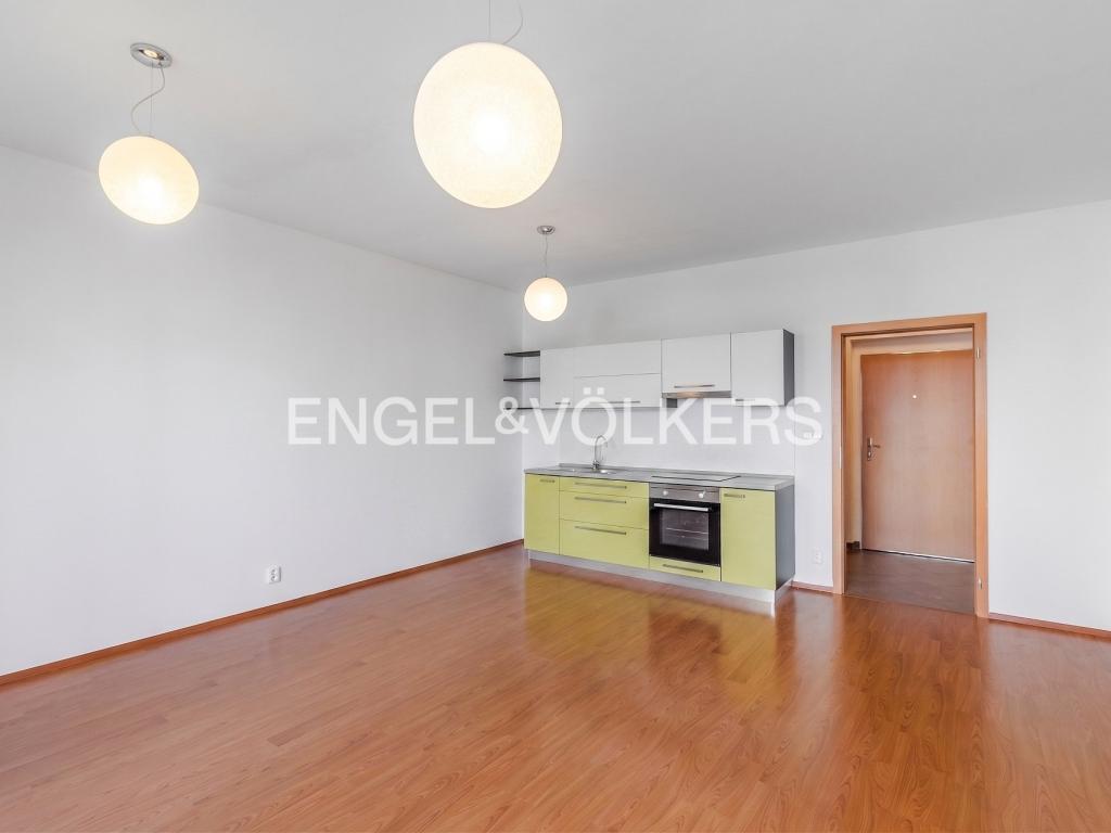Pronájem bytu 1+kk 39 m2