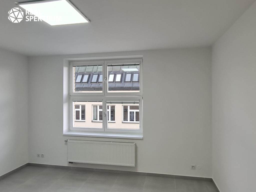 Pronájem bytu 1+kk 28 m2