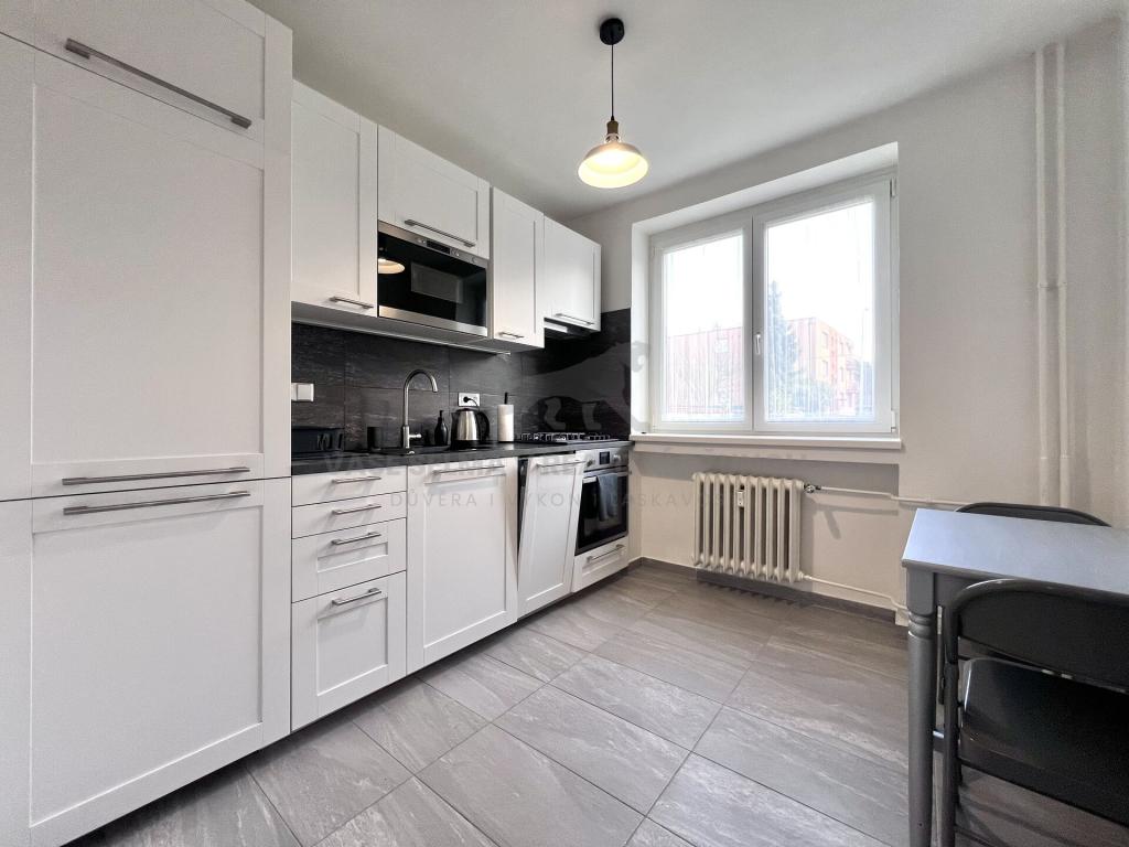 Pronájem bytu 2+1 56 m2